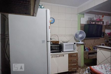Casa para alugar com 120m², 6 quartos e 3 vagasCasa 1 - Cozinha