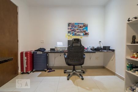 Casa para alugar com 160m², 4 quartos e 2 vagas Casa para alugar com 160m², 4 quartos e 2 vagasEscritório