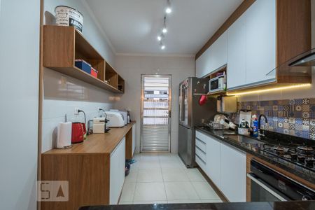 Casa para alugar com 160m², 4 quartos e 2 vagas Casa para alugar com 160m², 4 quartos e 2 vagasCozinha