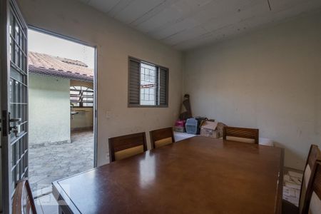 Casa para alugar com 160m², 4 quartos e 2 vagas Casa para alugar com 160m², 4 quartos e 2 vagasQuarto de Serviço