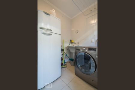Casa para alugar com 160m², 4 quartos e 2 vagas Casa para alugar com 160m², 4 quartos e 2 vagasÁrea de Serviço