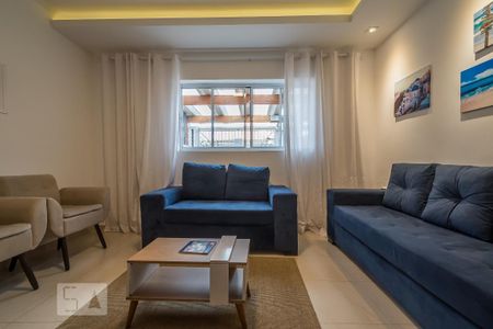 Sala de casa para alugar com 4 quartos, 160m² em Chácara Santo Antônio (zona Sul), São Paulo