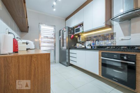 Casa para alugar com 160m², 4 quartos e 2 vagas Casa para alugar com 160m², 4 quartos e 2 vagasCozinha