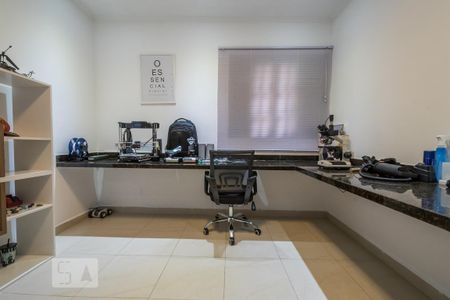 Casa para alugar com 160m², 4 quartos e 2 vagas Casa para alugar com 160m², 4 quartos e 2 vagasEscritório