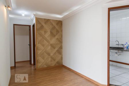 Sala de apartamento para alugar com 2 quartos, 65m² em Vila São Geraldo, São Paulo