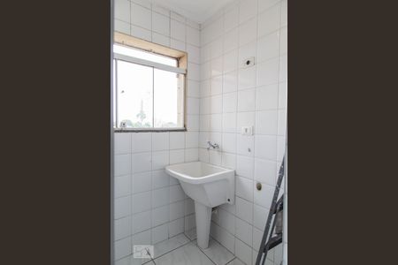 Apartamento para alugar com 65m², 2 quartos e 1 vagaÁrea de Serviço