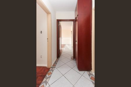 Apartamento à venda com 117m², 3 quartos e 2 vagasCorredor