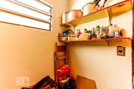 Casa à venda com 130m², 4 quartos e 2 vagasQuarto de Serviço