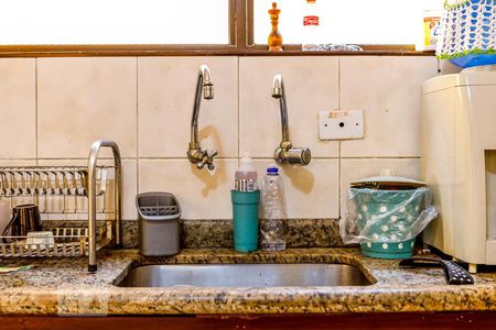 Casa à venda com 130m², 4 quartos e 2 vagasCozinha