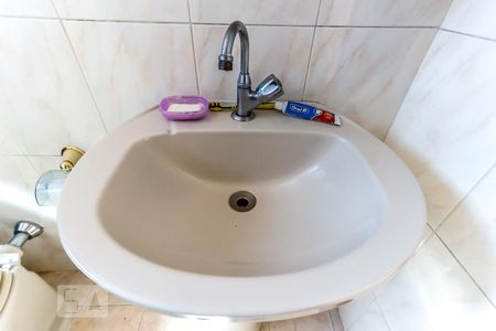 Casa à venda com 130m², 4 quartos e 2 vagasBanheiro da Suíte