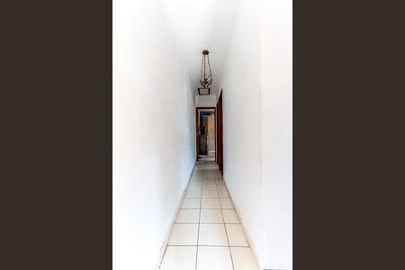 Casa à venda com 130m², 4 quartos e 2 vagasCorredor Quartos