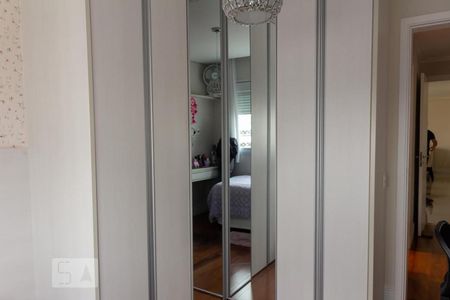 Apartamento à venda com 123m², 3 quartos e 2 vagasQuarto 2