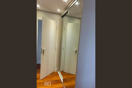 Apartamento à venda com 123m², 3 quartos e 2 vagasQuarto 3