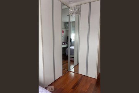 Apartamento à venda com 123m², 3 quartos e 2 vagasQuarto 2