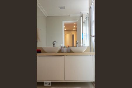 Apartamento à venda com 123m², 3 quartos e 2 vagasQuarto 3 - suite