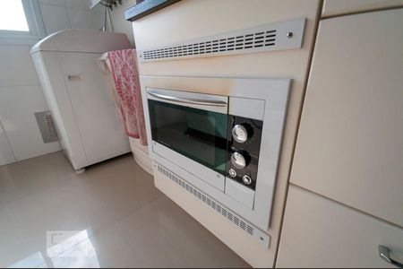Apartamento à venda com 90m², 2 quartos e 2 vagasCozinha