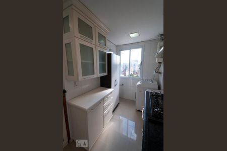 Apartamento à venda com 90m², 2 quartos e 2 vagasCozinha