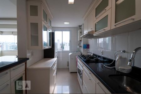 Apartamento à venda com 90m², 2 quartos e 2 vagasCozinha
