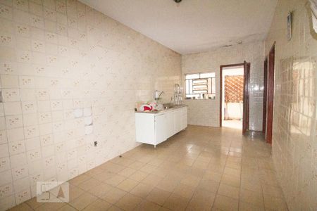 Casa para alugar com 120m², 3 quartos e 4 vagasCozinha