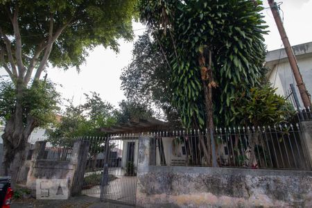 Casa para alugar com 120m², 3 quartos e 4 vagasFachada