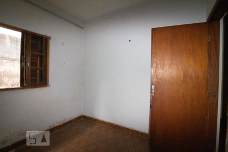 Casa para alugar com 120m², 3 quartos e 4 vagasQuarto