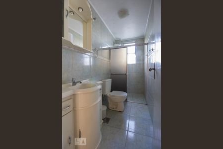 Banheiro de apartamento à venda com 1 quarto, 46m² em Cristo Redentor, Porto Alegre