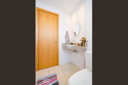 Apartamento à venda com 130m², 2 quartos e 3 vagasBanheiro Social