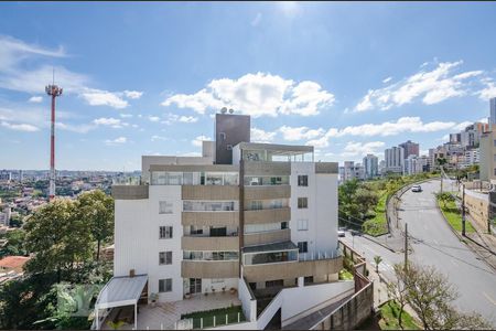 Apartamento à venda com 130m², 2 quartos e 3 vagasQuarto 2