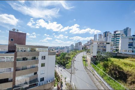 Apartamento à venda com 130m², 2 quartos e 3 vagasvista cobertura