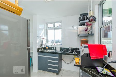 Apartamento à venda com 130m², 2 quartos e 3 vagasCozinha