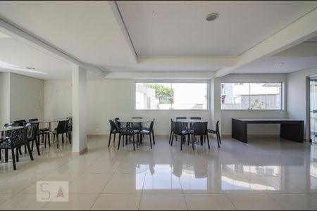 Apartamento à venda com 130m², 2 quartos e 3 vagasSalão de Festas