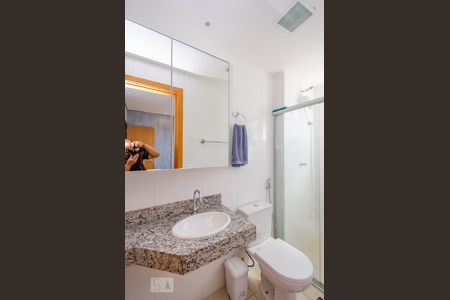 Apartamento à venda com 130m², 2 quartos e 3 vagasBanheiro da Suíte