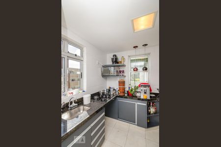 Apartamento à venda com 130m², 2 quartos e 3 vagasCozinha