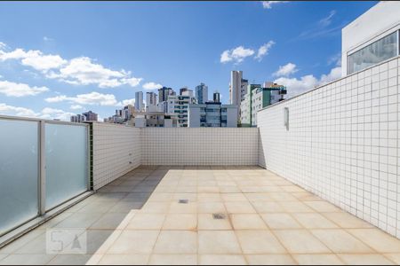 Apartamento à venda com 130m², 2 quartos e 3 vagasÁrea Externa cobertura