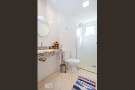 Apartamento à venda com 130m², 2 quartos e 3 vagasBanheiro Social