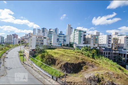 Apartamento à venda com 130m², 2 quartos e 3 vagasvista cobertura