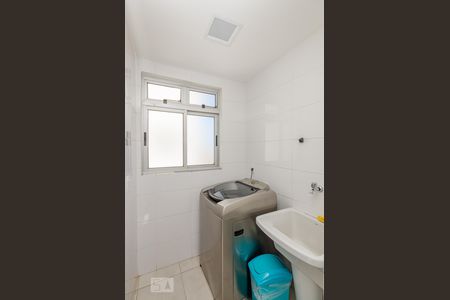 Apartamento à venda com 130m², 2 quartos e 3 vagasÁrea de Serviço