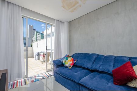 Apartamento à venda com 130m², 2 quartos e 3 vagasSala cobertura