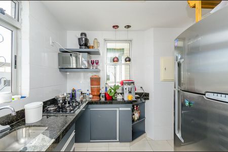 Apartamento à venda com 130m², 2 quartos e 3 vagasCozinha