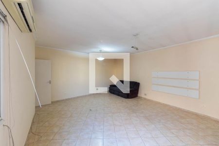 Casa à venda com 364m², 4 quartos e 4 vagasSuíte 1