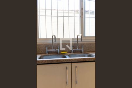 Casa à venda com 364m², 4 quartos e 4 vagasCozinha