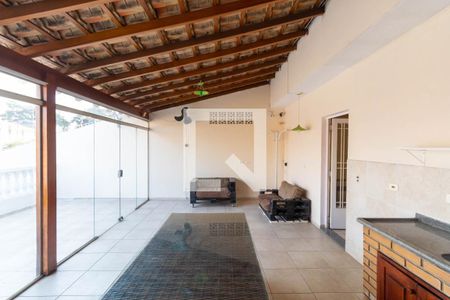 Casa à venda com 364m², 4 quartos e 4 vagasVaranda gourmet