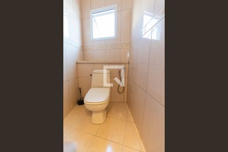 Casa à venda com 364m², 4 quartos e 4 vagasBanheiro da Suíte 1