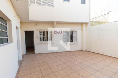 Casa à venda com 364m², 4 quartos e 4 vagasQuintal