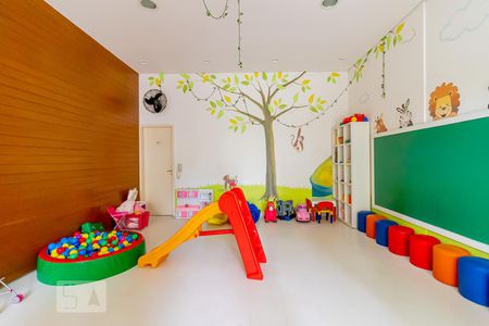 Apartamento para alugar com 108m², 4 quartos e 2 vagas Apartamento para alugar com 108m², 4 quartos e 2 vagasBrinquedoteca