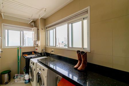 Apartamento para alugar com 108m², 4 quartos e 2 vagas Apartamento para alugar com 108m², 4 quartos e 2 vagasÁrea de Serviço