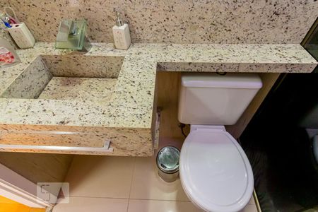 Apartamento para alugar com 108m², 4 quartos e 2 vagas Apartamento para alugar com 108m², 4 quartos e 2 vagasBanheiro