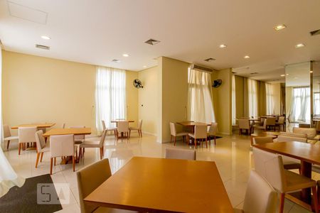 Apartamento para alugar com 108m², 4 quartos e 2 vagas Apartamento para alugar com 108m², 4 quartos e 2 vagasÁrea comum - Salão de festas