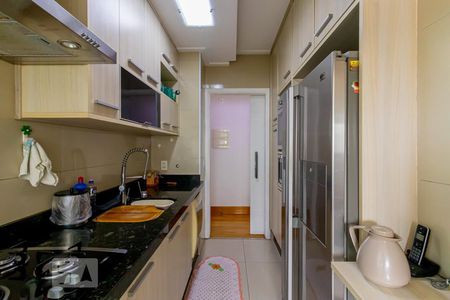 Apartamento para alugar com 108m², 4 quartos e 2 vagas Apartamento para alugar com 108m², 4 quartos e 2 vagasCozinha