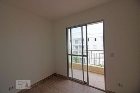 Sala de apartamento para alugar com 2 quartos, 57m² em Jardim Caiapiá, Cotia